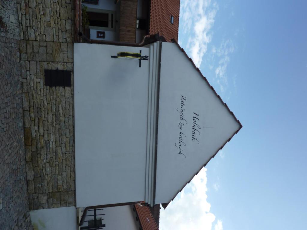 Holubník statečných žen králových Luže Exterior foto