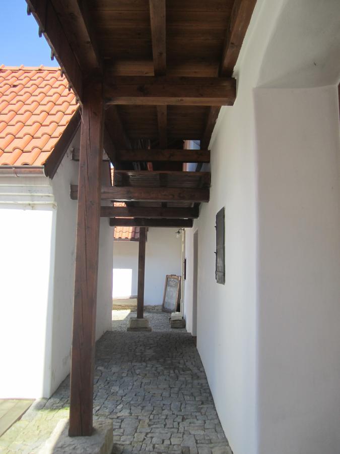 Holubník statečných žen králových Luže Exterior foto