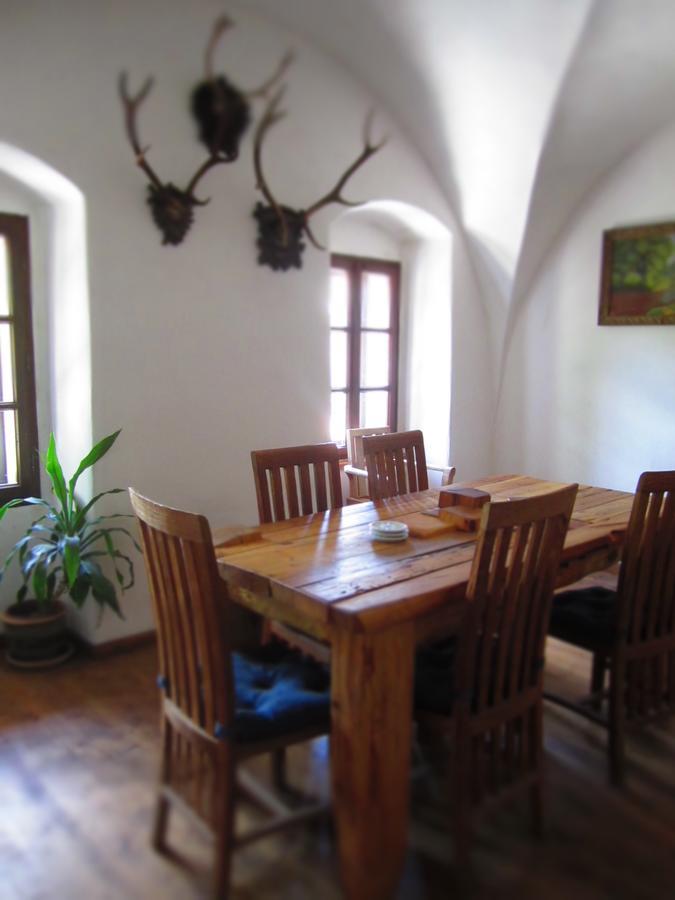 Holubník statečných žen králových Luže Exterior foto
